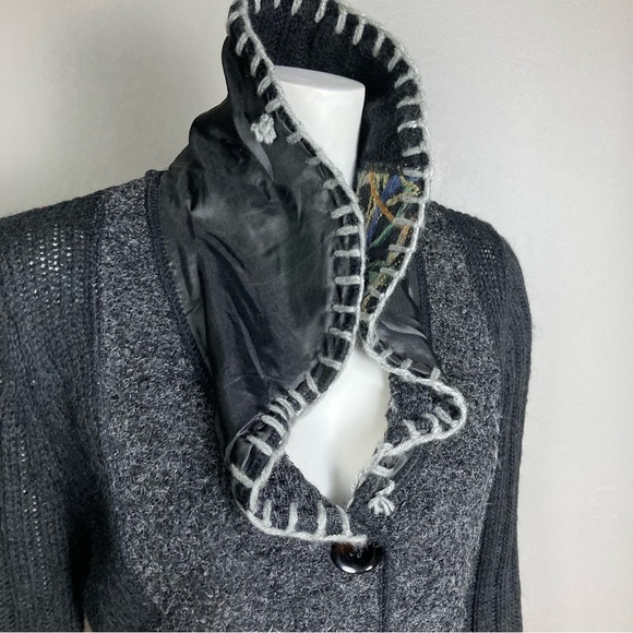 Sioni cardigan sweater medium patchwork collared black grey embroidered artsy - Picture 10 of 16